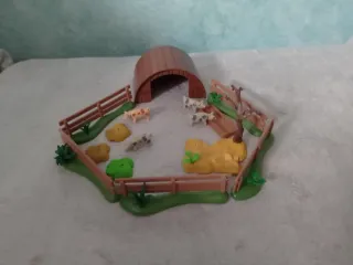 Granja Playmobil con Cerdos BB