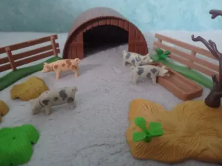 Granja Playmobil con Cerdos BB
