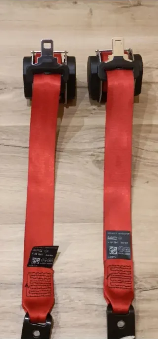 Cinturones de seguridad rojos Megane 2 RS