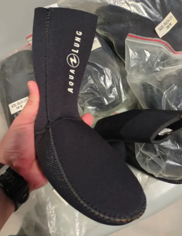 Escarpines Neopreno Aqua Lung Talla XS (36-37).