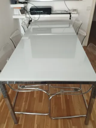 Tavolo da Pranzo in Cristallo e Acciaio