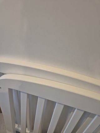 Cuna de bebé blanca