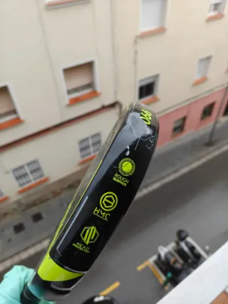 Pala pádel Kuikma Hybrid Hard 990