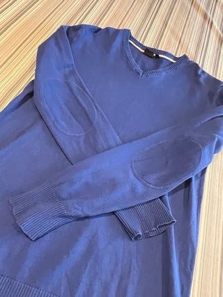 Jersey azul cuello pico Clockhouse