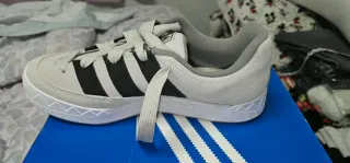 Zapatillas Adidas Adimatic Gris clarito