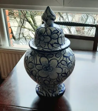 Jarrón de cerámica portuguesa