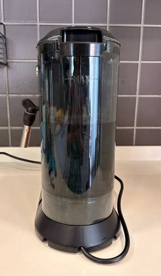 Cafetera DeLonghi Dedica Style Roja