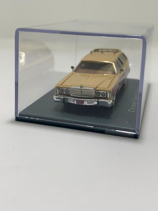 Chrysler town & country NEO escala 1/87