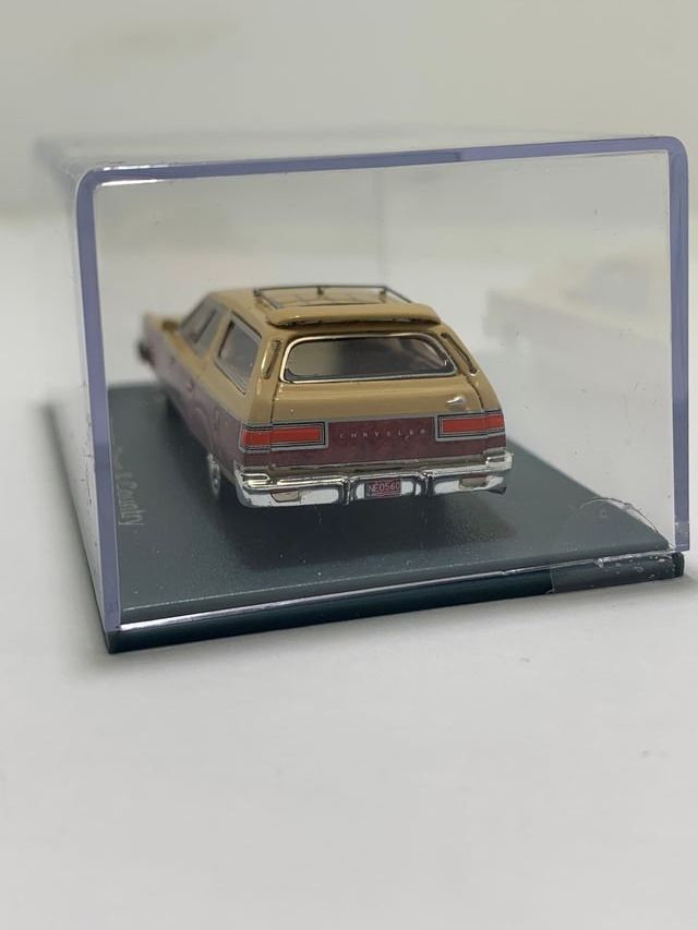 Chrysler town & country NEO escala 1/87