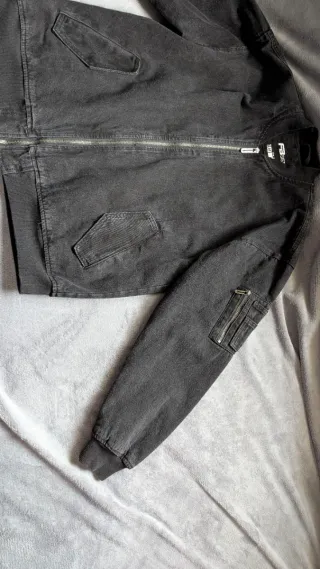 Chaqueta bomber oversize negra unisex