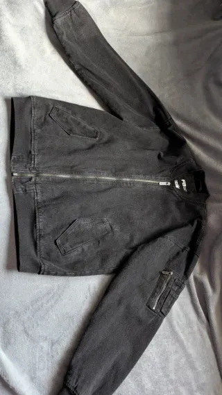 Chaqueta bomber oversize negra unisex