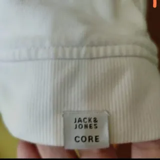 Sudadera con capucha y mangas de contraste