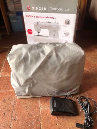 Máquina de coser Singer Tradition 2282