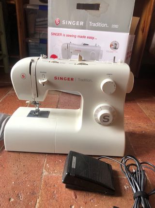 Máquina de coser Singer Tradition 2282
