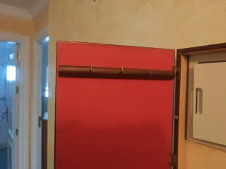 Tapa contador luz y colgador de llaves