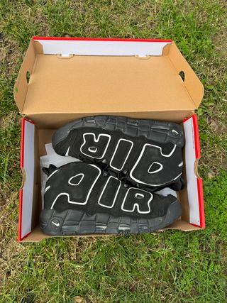 Nike Air More Uptempo Negro Blanco