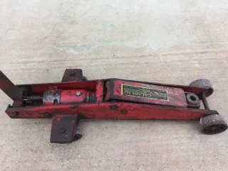 Gato hidráulico TALLERES CALABUIG