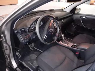 Mercedes-Benz Clase C 2006