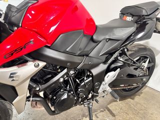 Suzuki Gsx 750cc