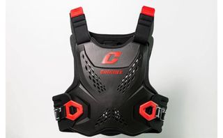 Protector Pectoral Circuit Defender Negro