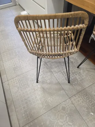 4 Sillas Ratán Patas Metálicas