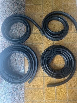 Perfil goma ventana caravana abatible