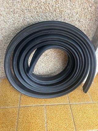 Perfil goma ventana caravana abatible