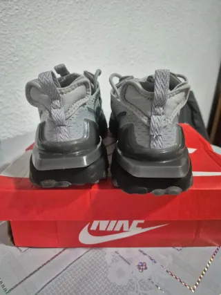 Zapatillas Nike React DIMSIX Gris/Negro