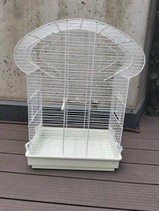 Jaula para pájaros blanca