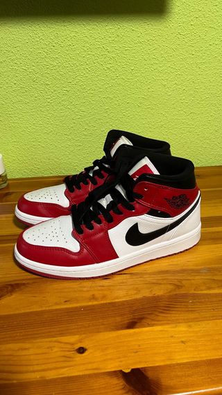 Zapatilla deportiva sin caja