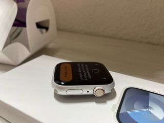 Apple Watch Series 9 GPS + Celular Plata