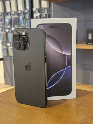 IPHONE 16 PRO MAX 256GB NERO BATTERIA 93%