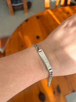 Esclava de plata grabada CAROLINA