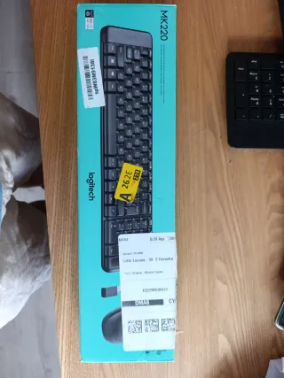 Teclado Inalámbrico Logitech MK220