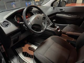 Peugeot 5008 - SÓLO 129.000KM