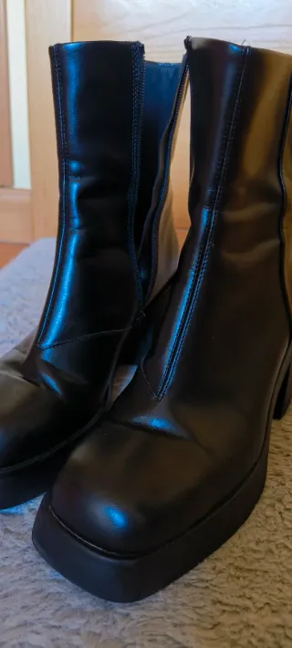 Botines de cuero con plataforma Vagabond Negros