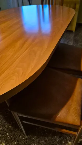Mesa comedor nogal con 6 sillas