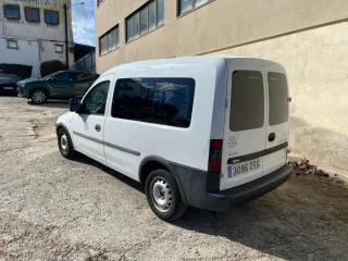 Opel Combo 2004