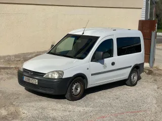 Opel Combo 2004