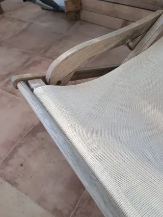 Hamaca de jardín de madera y tela perforada