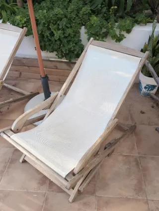 Hamaca de jardín de madera y tela perforada