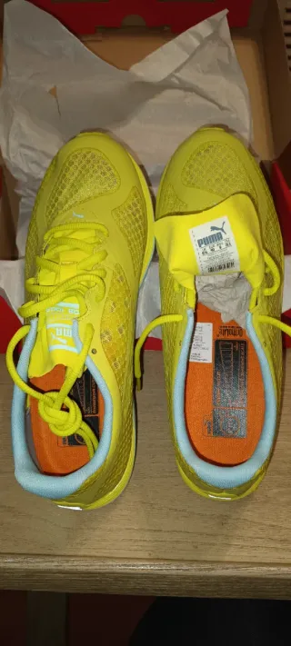 Zapatillas Puma Pistacho Talla 40