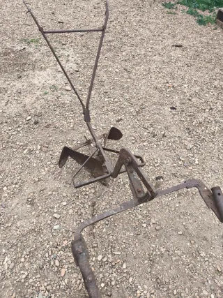 Herramientas de labranza antiguas 100€ las dos