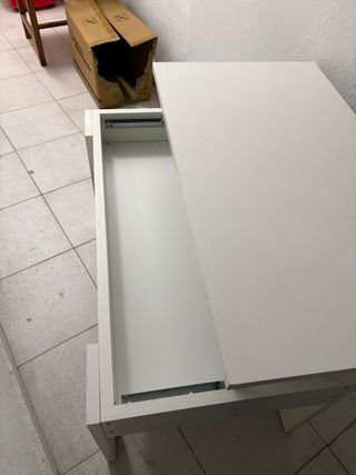 Mesa de comedor elevable blanca