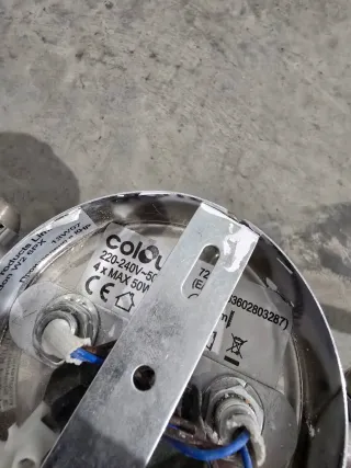 Lámpara 4 focos orientables metal