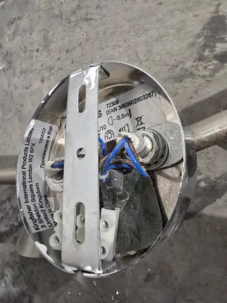 Lámpara 4 focos orientables metal