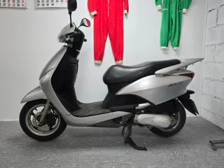Honda Lead 110 2011