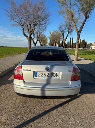 Volkswagen Passat HIGHLINE