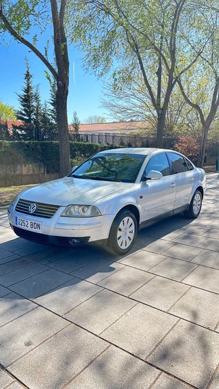 Volkswagen Passat HIGHLINE