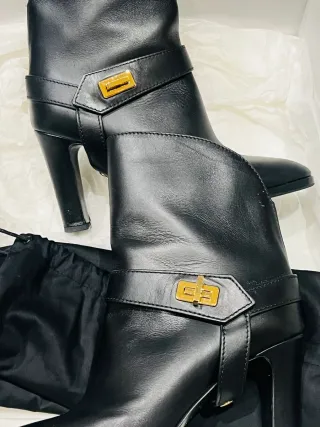 Stivali Givenchy donna in vera pelle numero 39